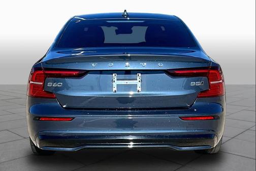 Denim Blue Metallic 2024 Volvo S60 B5 Core Dark Theme