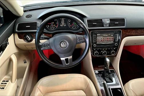 2012 Volkswagen Passat 2.0 TDI SEL Premium