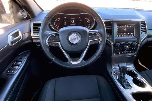 2018 Jeep Grand Cherokee Laredo E