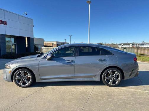 Everlasting Silver 2022 Kia K5 LXS