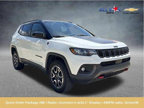 Bright White Clearcoat 2025 Jeep Compass Trailhawk