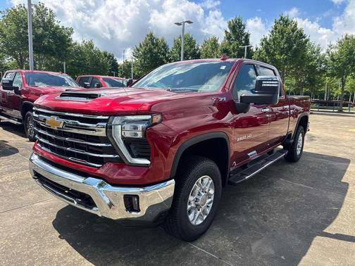 Radiant Red Tintcoat 2026 Chevrolet Silverado 2500 LTZ