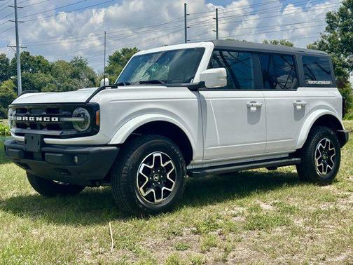 2024 Ford Bronco Outer Banks