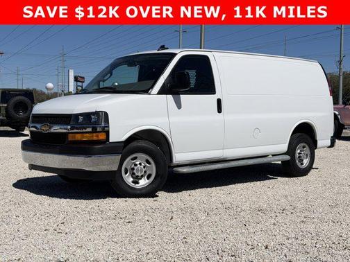 2024 Chevrolet Express 2500 RWD 2500 Regular Wheelbase WT