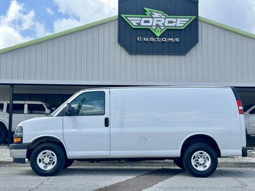 2022 Chevrolet Express 2500 RWD 2500 Regular Wheelbase WT