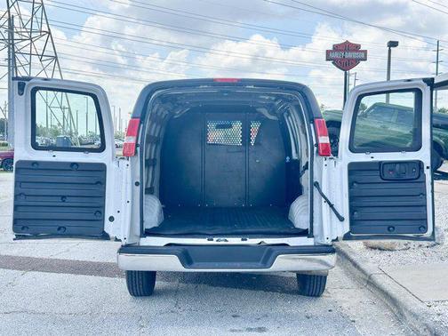 2022 Chevrolet Express 2500 RWD 2500 Regular Wheelbase WT