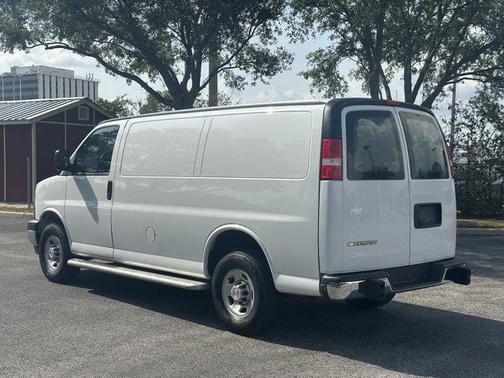 2024 Chevrolet Express 2500 RWD 2500 Regular Wheelbase WT
