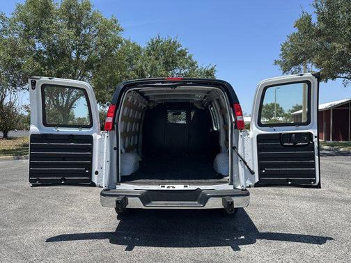 2024 Chevrolet Express 2500 RWD 2500 Regular Wheelbase WT