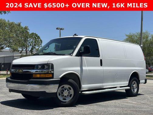 2024 Chevrolet Express 2500 RWD 2500 Regular Wheelbase WT