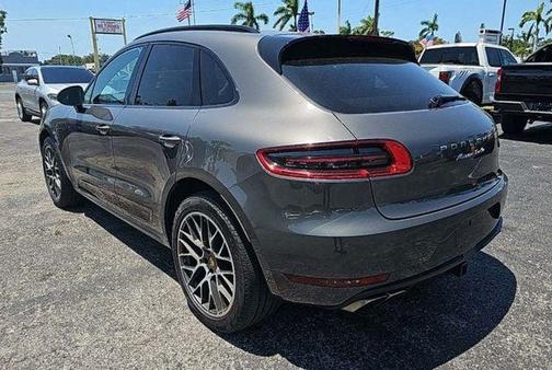 2015 Porsche Macan Turbo