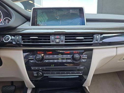 2015 BMW X5 xDrive50i