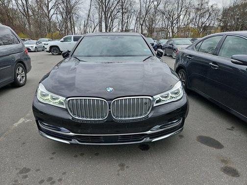 2016 BMW 750 i xDrive