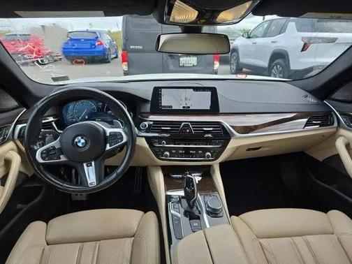 2018 BMW 540 540i