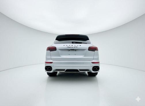 2016 Porsche Cayenne GTS