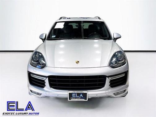 2016 Porsche Cayenne GTS