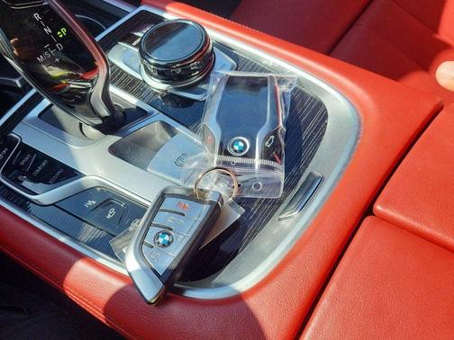 2019 BMW 750 I