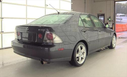 2001 Lexus IS 300 Base