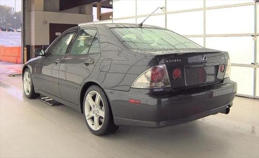 2001 Lexus IS 300 Base