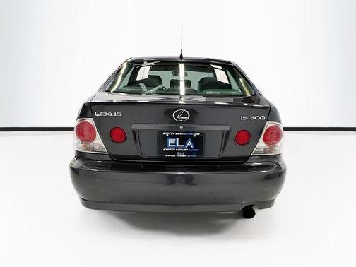 2001 Lexus IS 300 Base