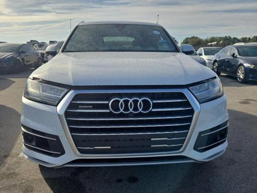 2017 Audi Q7 3.0T Prestige