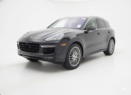 2016 Porsche Cayenne Turbo S