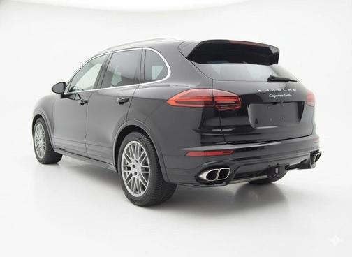 2016 Porsche Cayenne Turbo S