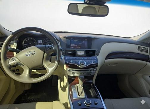 2015 INFINITI Q70L 3.7