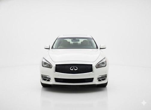 2015 INFINITI Q70L 3.7