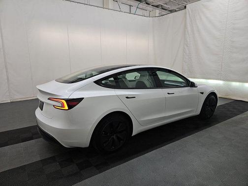 2025 Tesla Model 3 Long Range