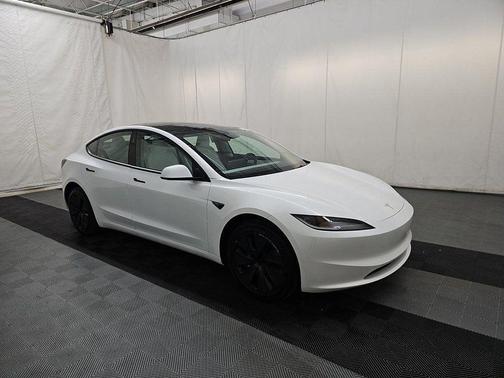 2025 Tesla Model 3 Long Range