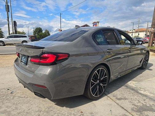 2021 BMW 540 540i