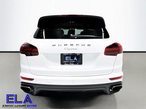2017 Porsche Cayenne Platinum Edition