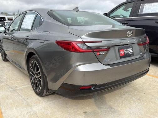 2025 Toyota Camry XLE