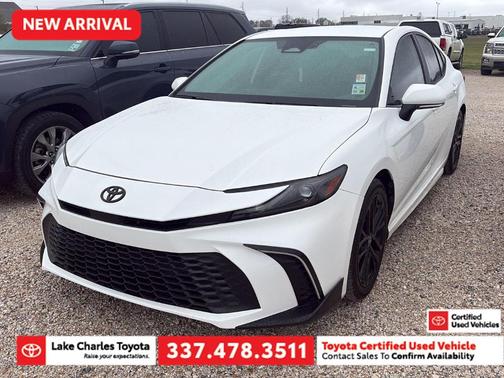 2025 Toyota Camry SE