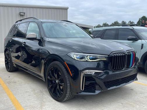 2020 BMW X7 M50i