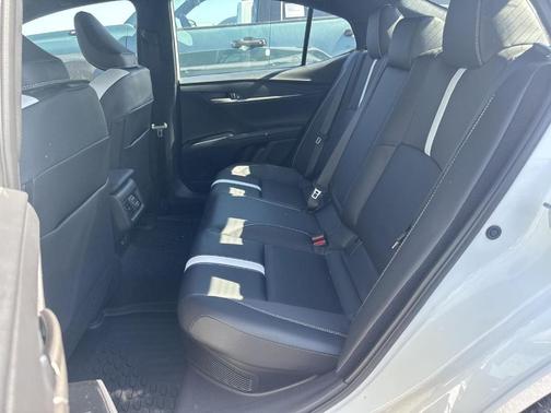 Ice 2026 Toyota Camry Nightshade