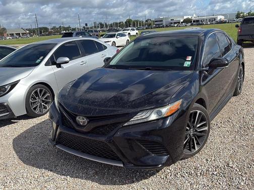 Midnight Black Metallic 2019 Toyota Camry XSE