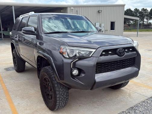Magnetic Gray Metallic 2018 Toyota 4Runner SR5 Premium