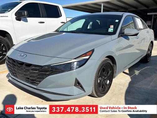 2021 Hyundai ELANTRA SEL