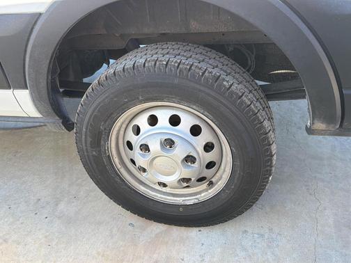 2023 Ford Transit-250 