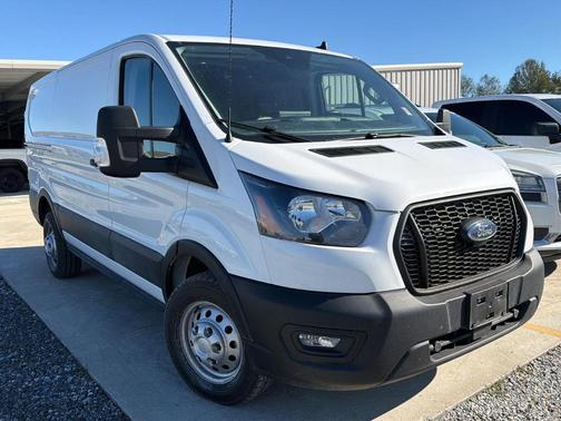 2023 Ford Transit-250 
