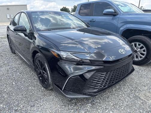 Midnight Black Metallic 2026 Toyota Camry SE
