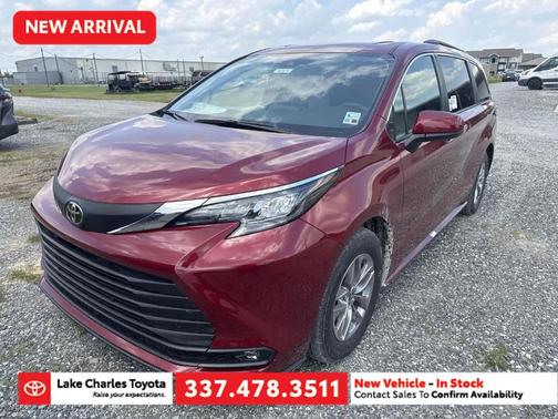 Ruby Flare Pearl 2026 Toyota Sienna XLE 8 Passenger