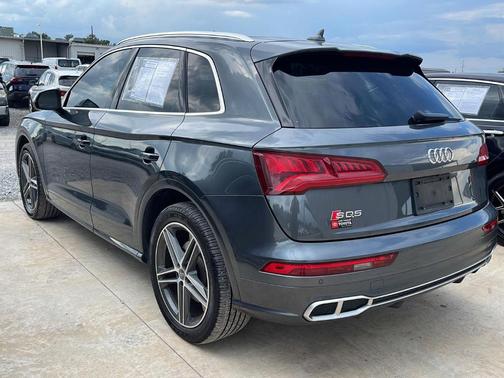 2018 Audi SQ5 3.0T Premium Plus