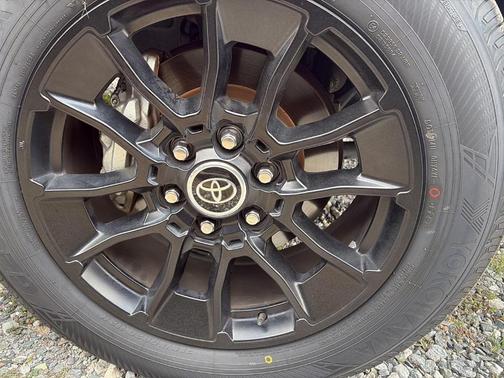 Magnetic Gray Metallic 2024 Toyota Tundra Hybrid Limited