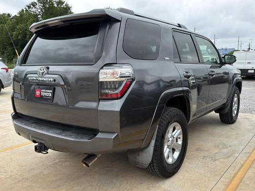 Magnetic Gray Metallic 2020 Toyota 4Runner SR5