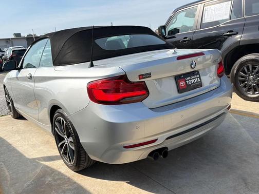 2018 BMW 230 i