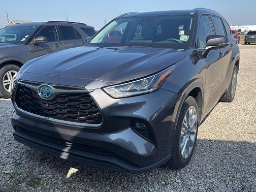 2022 Toyota Highlander Hybrid Limited