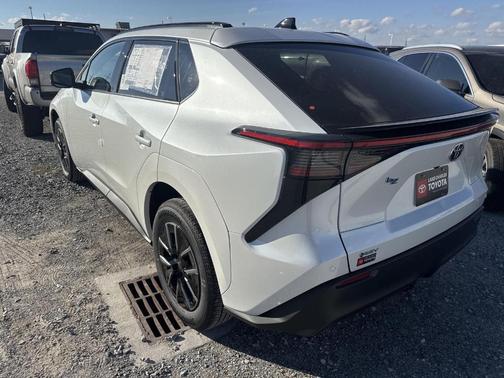 2026 Toyota bZ XLE PLUS