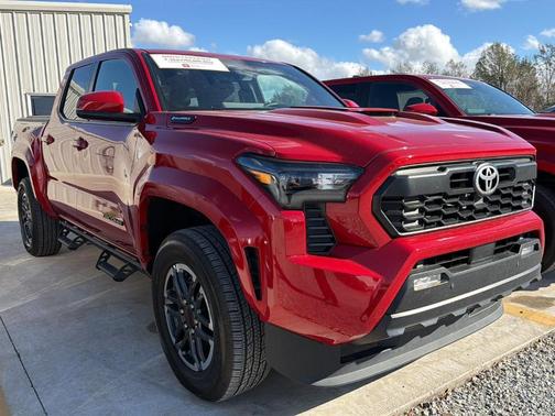 2025 Toyota Tacoma Hybrid TRD HV
